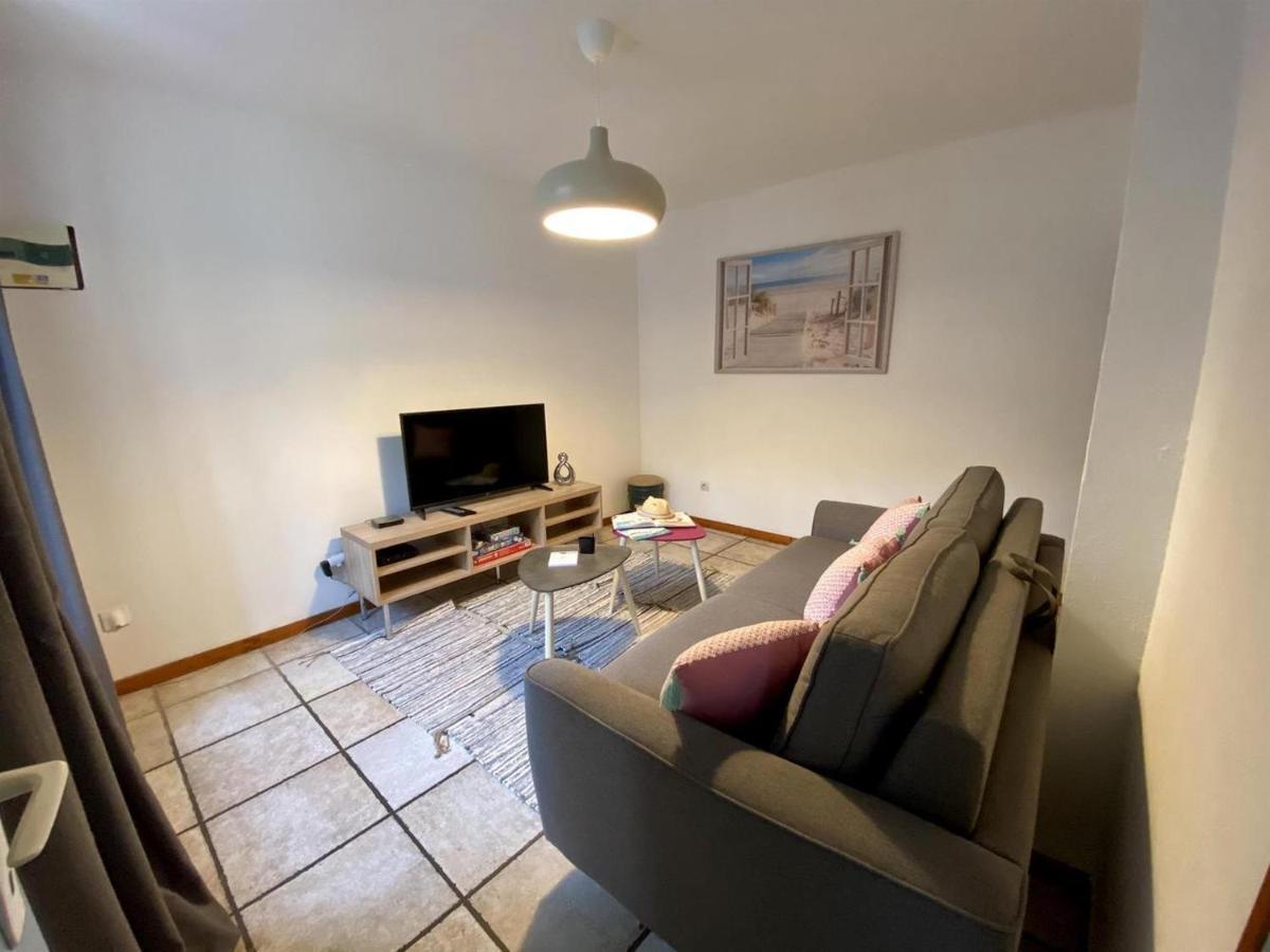 Le Gite Du Canal, A Homps. Homps  Exterior photo